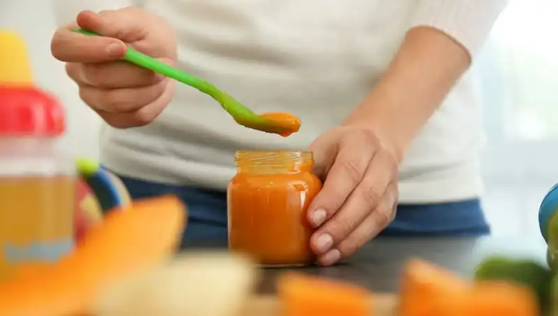 26 Yaşındaki Genç, 1 Haftada Sadece Bebek Maması Yiyerek Vücudunda Neler Değişti?