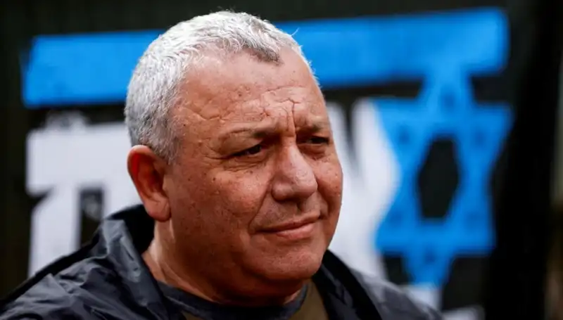 İsrail'de Siyasi Deprem: Gadi Eisenkot İstifa Etti, Ülkenin Geleceği Belirsiz!