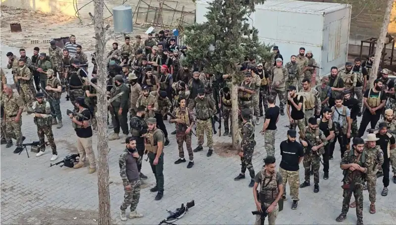 Suriye, PKK/YPG Tehdidine Karşı Halep'e Askeri Sevkiyat Gerçekleştirdi