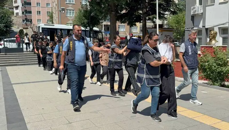 Türkiye'nin 12 İlinde Yasa Dışı Bahis Operasyonu Gerçekleşti