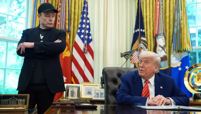 Cumhuriyetçi Seçmenlerden Şaşırtan Anket: Musk'ın Partisi Trump'a Fark Attı