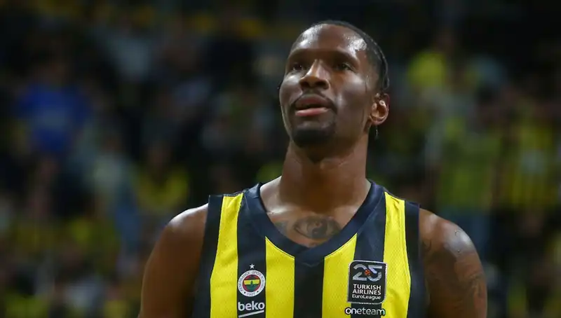 Nigel Hayes-Davis'in Yeni Takımı: Beklenen Transfer Gerçekleşti