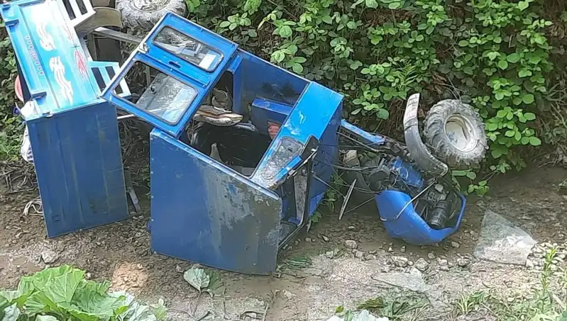Kontrolden Çıkan Pat Pat Dereye Devrildi: Kaza Sonrası Yaralılar Korkuttu