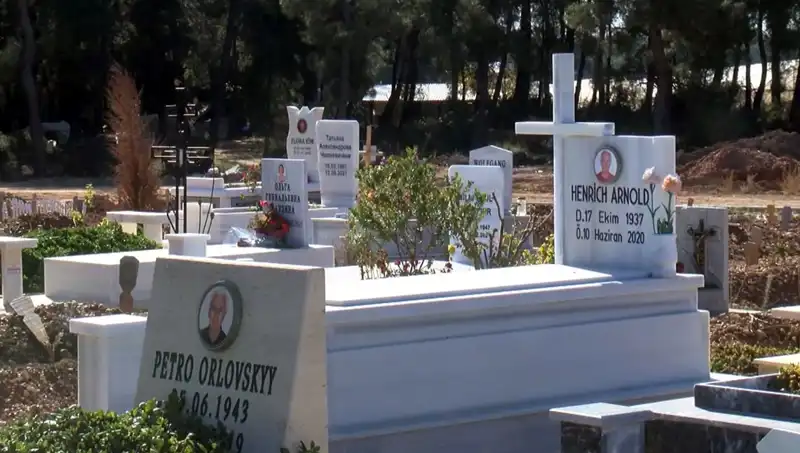 Antalya'da Yabancıların Aile Mezarlığına Artan İlgisi Neden Kaydediliyor?