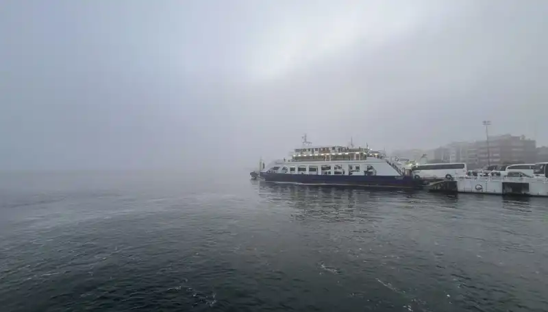 Yoğun Sis Çanakkale Boğazı’nı Transit Gemilere Kapatma Kararına Neden Oldu