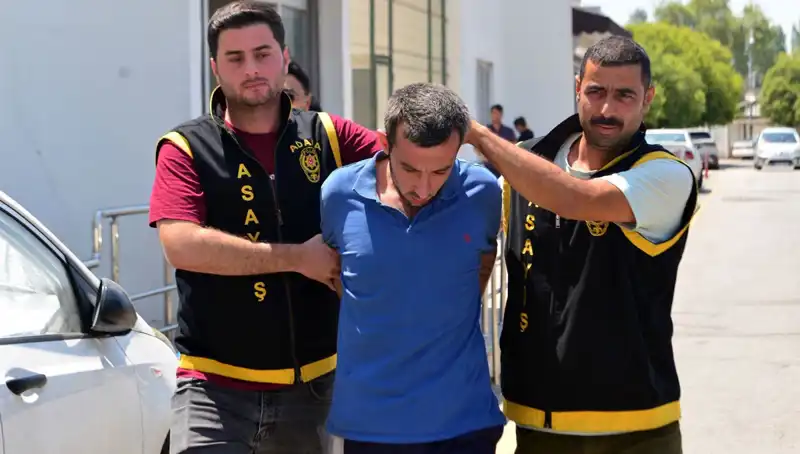 Oğul, Annesini Parasızlıktan Dolayı Tahta Sopayla Katletti