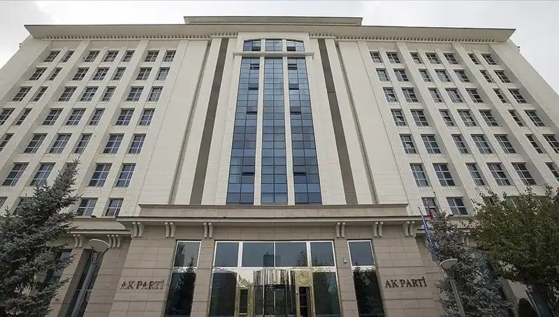 AK Parti'den Tarihi Adım: Yeni Anayasa Komisyonu İlk Toplantısını Yapıyor