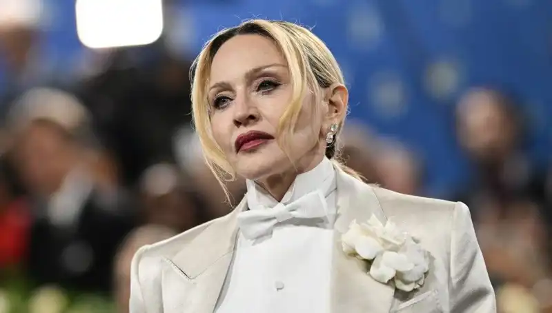 Madonna’nın Tartışmalı Diyeti: Kanserle Mücadaledeki Rolü Ne?