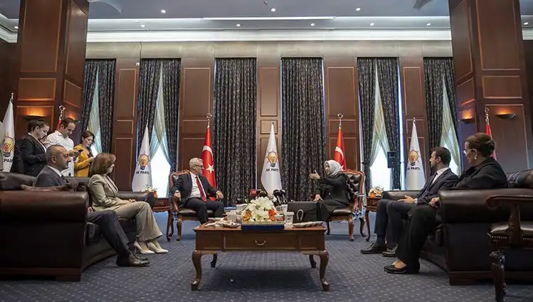 AK Parti'nin Bayramlaşma Programı Açıklandı, CHP Yer Almıyor!
