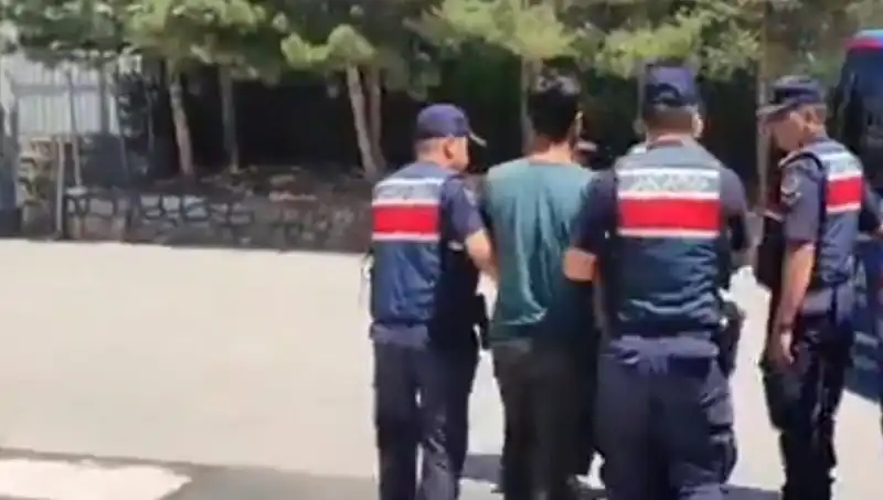 : 14 İlde DAEŞ'e Yönelik Dev Operasyon: 26 Kişi Gözaltında