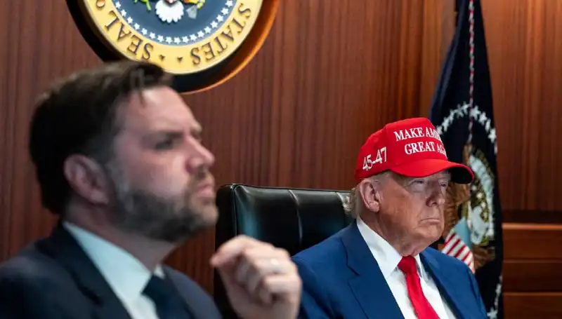 Trump’ın Azil Tasarısı Reddi: Siyasi Arenada Neler Oluyor?