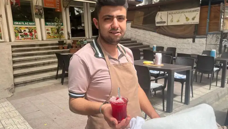 Haziran Ayında Dağların Zirvesindeki Kar, Beklenenden Farklı Bir Serinlik Sunuyor