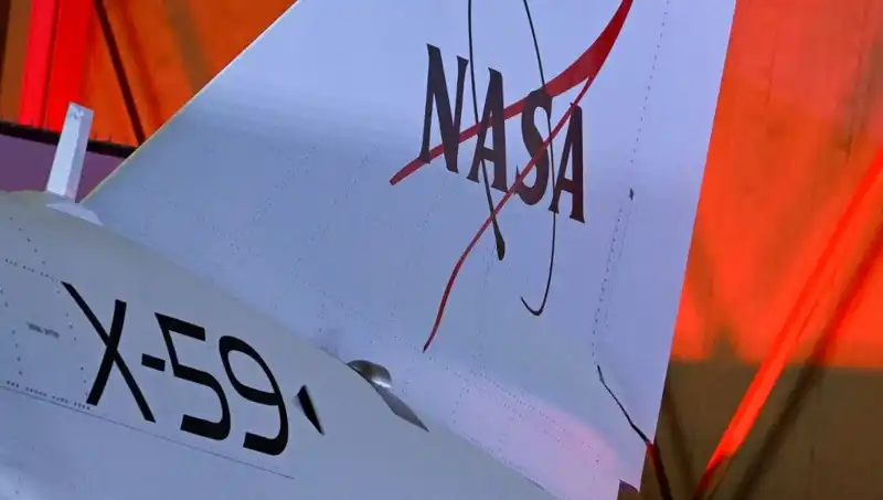 NASA'nın Süpersonik Uçağı: Sessiz Sese Yolculuk Başladı
