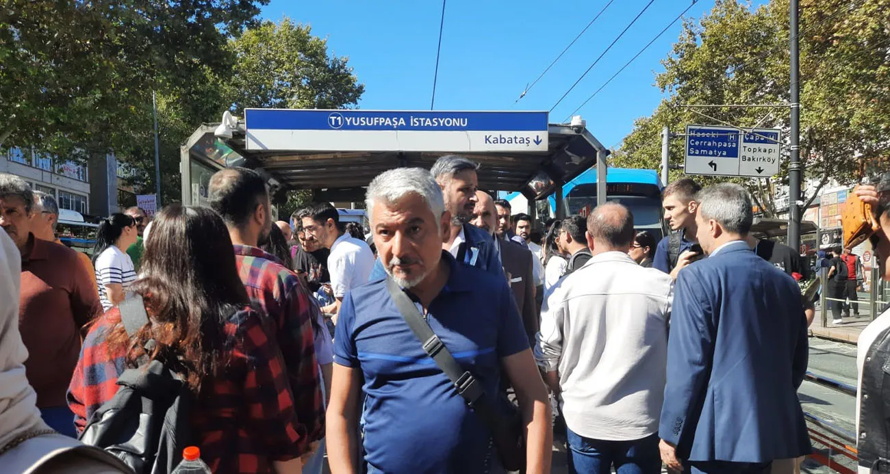 Bağcılar-Kabataş Tramvay Hattında Yol Çalışması Nedeniyle Yoğunluk Oluştu