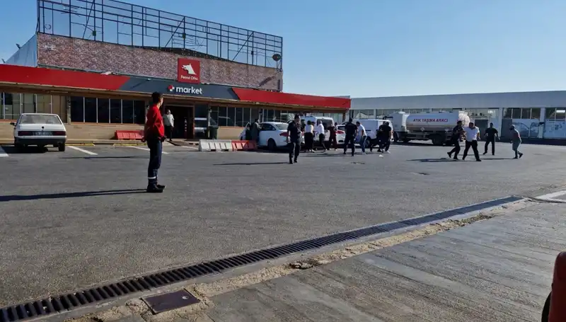 İki Aile Arasında Omuz Atma Kavgası: Akaryakıt İstasyonu Büyüledi