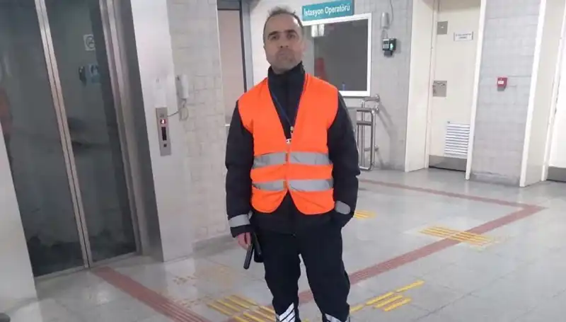 Tren Yolculuğunda Sigara İçen Yolcu, Güvenlik Görevlisini Öldürdü: Olayın Ayrıntıları