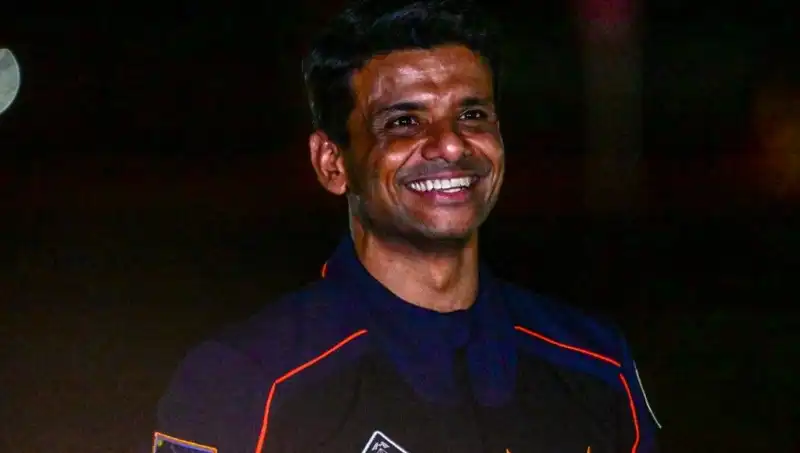41 Yıl Sonra Hindistan Uzaya İlk Astronautunu Gönderdi: Tarihi An!