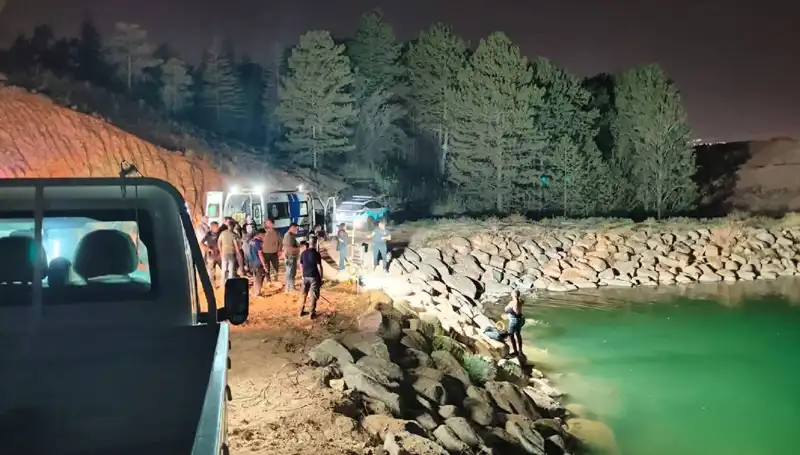 Gölette Doğum Günü Kutlamasında Beklenmedik Facia: Can Pazarı Yaşandı