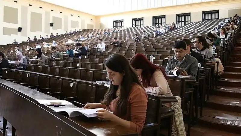 Üniversite Kayıtlarında Son Gün: Acele Edin, Yer Kalmayacak!